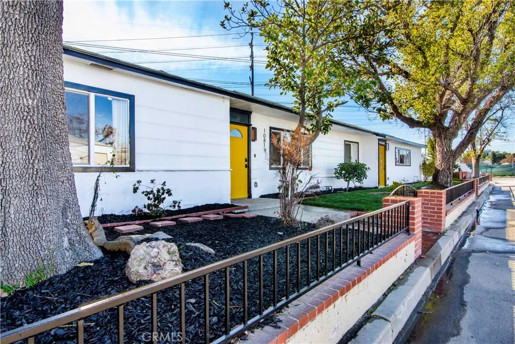 Additional image 28 of 10816 Calvert St, North Hollywood, CA 91606