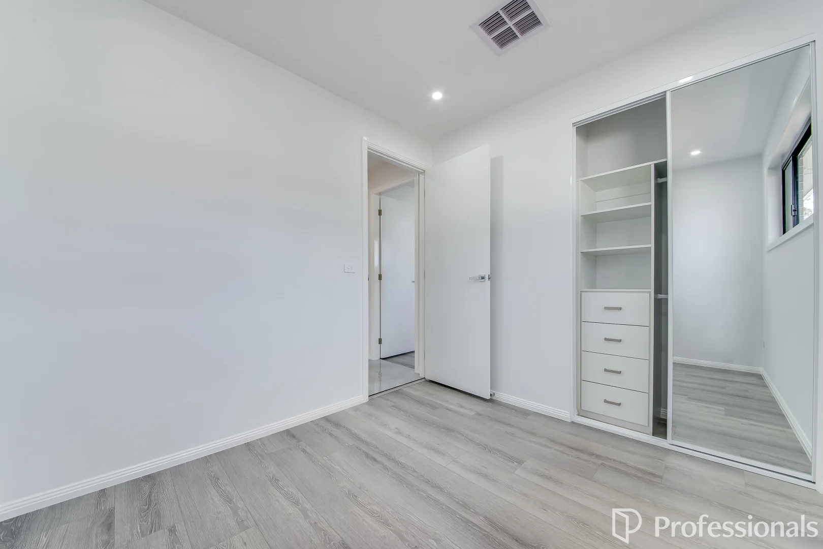 Additional image 3 of 32a Carbine Street, Menangle Park NSW 2563