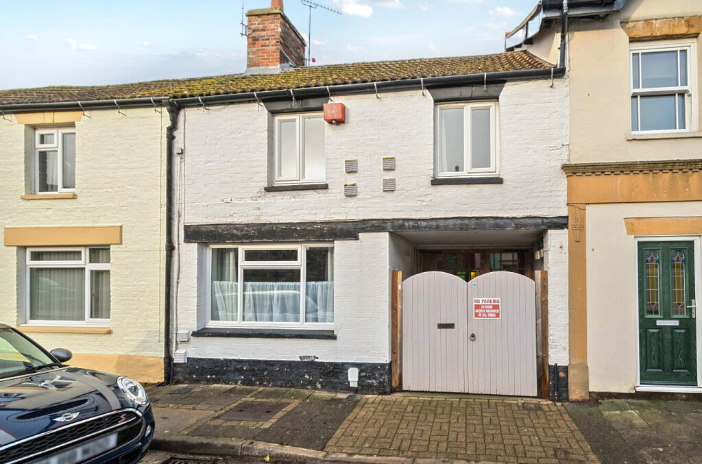 High Street, Ilchester, Yeovil, Somerset, BA22