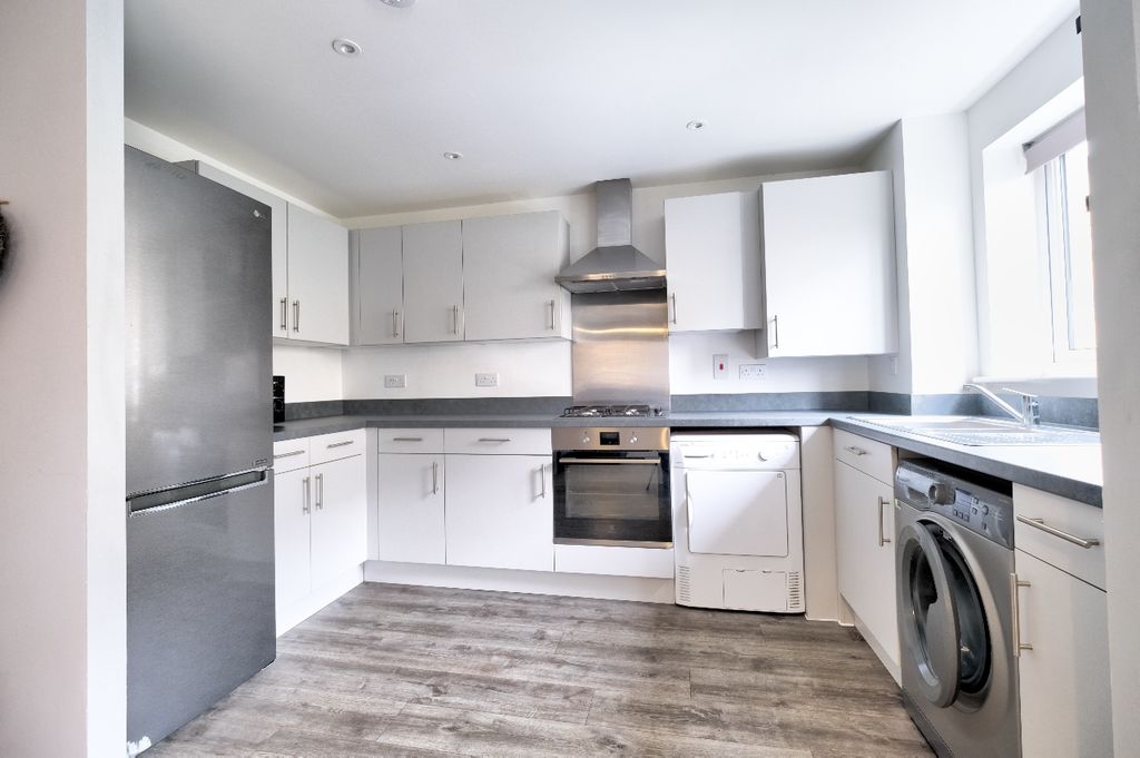 Additional image 3 of 1 bed flat for saleMossie Walk, Witney OX29