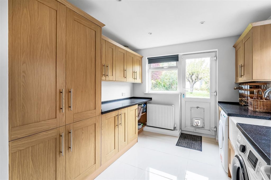 Additional image 23 of 4 bed detached house for saleAgates Lane, Ashtead KT21