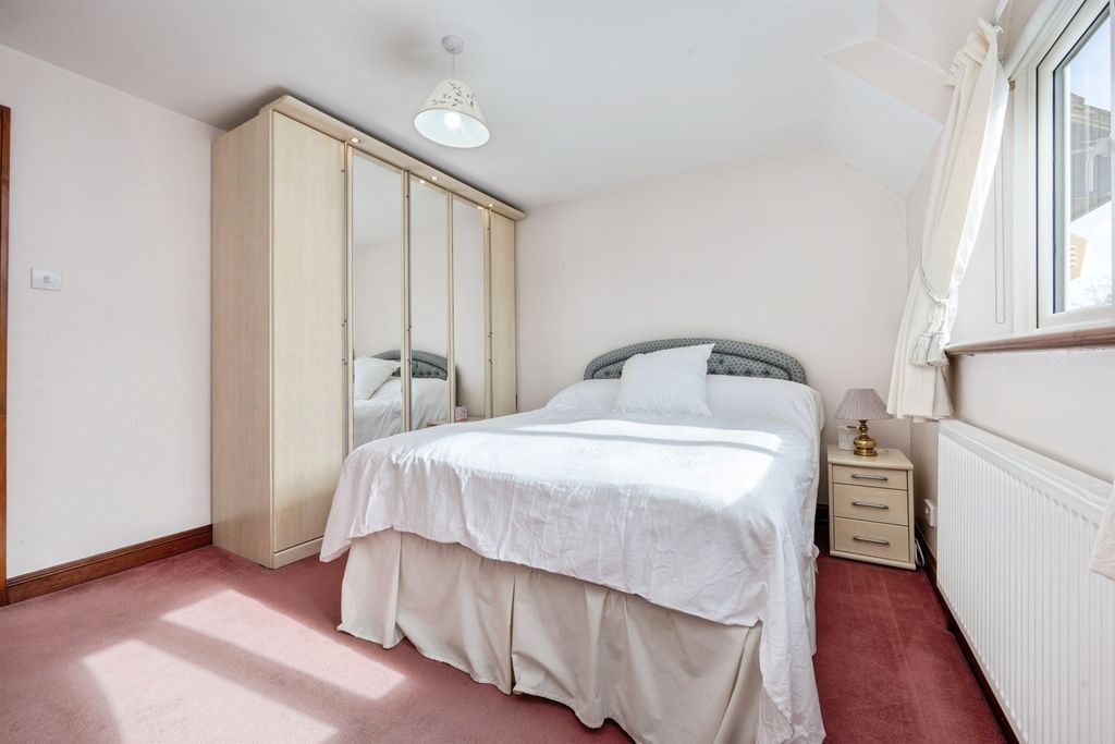 Additional image 22 of 4 bed detached house for saleSchool Lane, Weston Turville, Aylesbury HP22