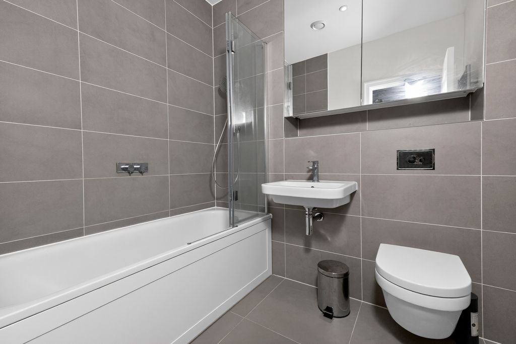 Additional image 16 of 5 bed semi-detached house for saleChamplain Street, Reading RG2