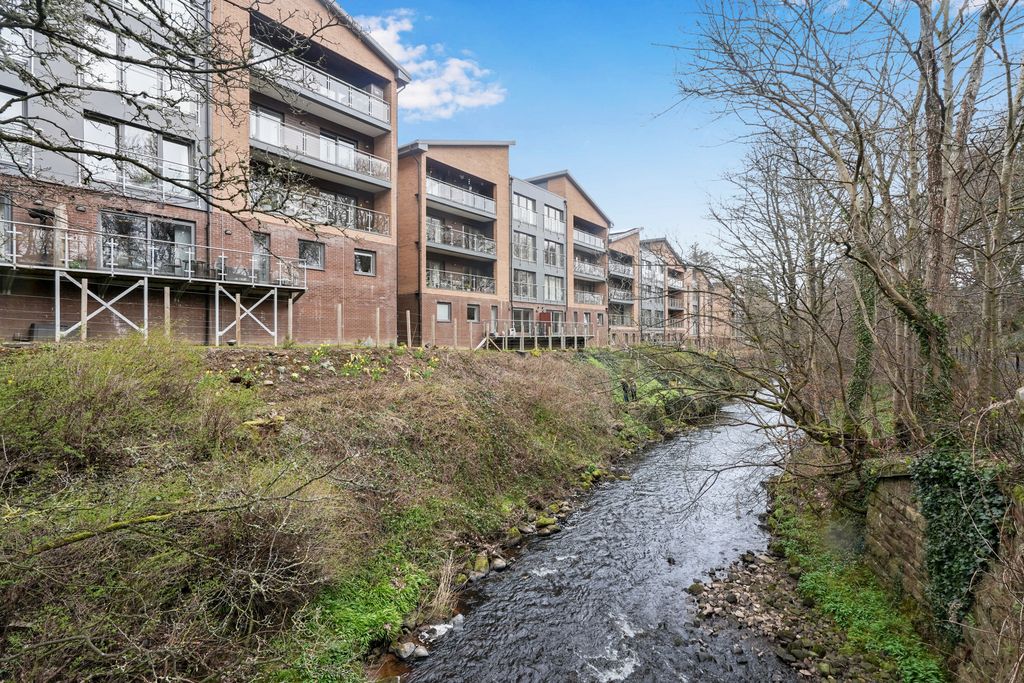 Additional image 13 of 2 bed flat for sale373/4 Lanark Road West, Currie, Edinburgh EH14