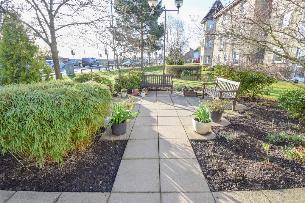 Additional image 16 of 2 bed flat for saleFlat 62, Clachnaharry Court, Inverness IV3