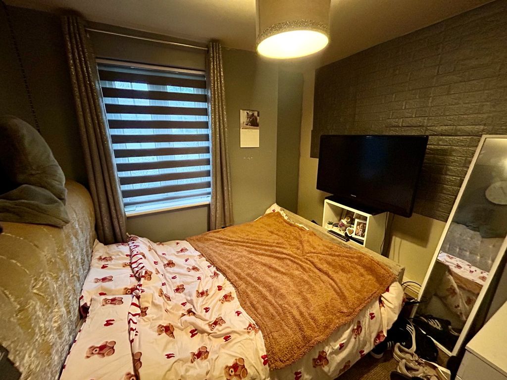 Additional image 5 of 2 bed flat for saleLangwood Court, Haslingden, Rossendale BB4
