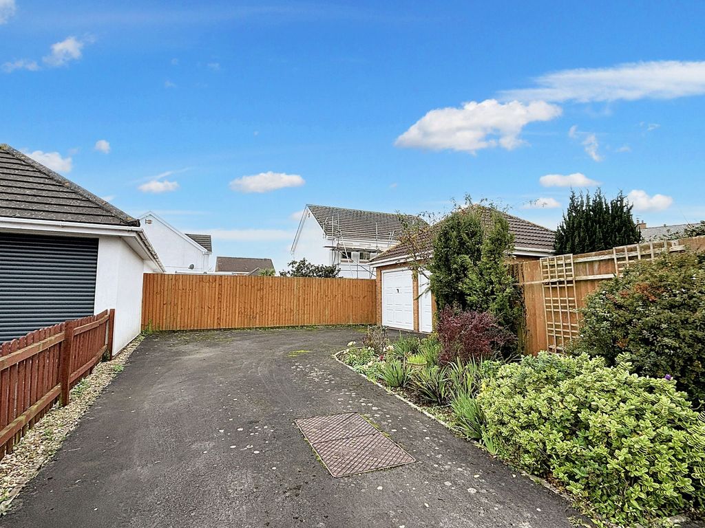 Additional image 37 of 4 bed property for saleMarine Drive, Barry CF62