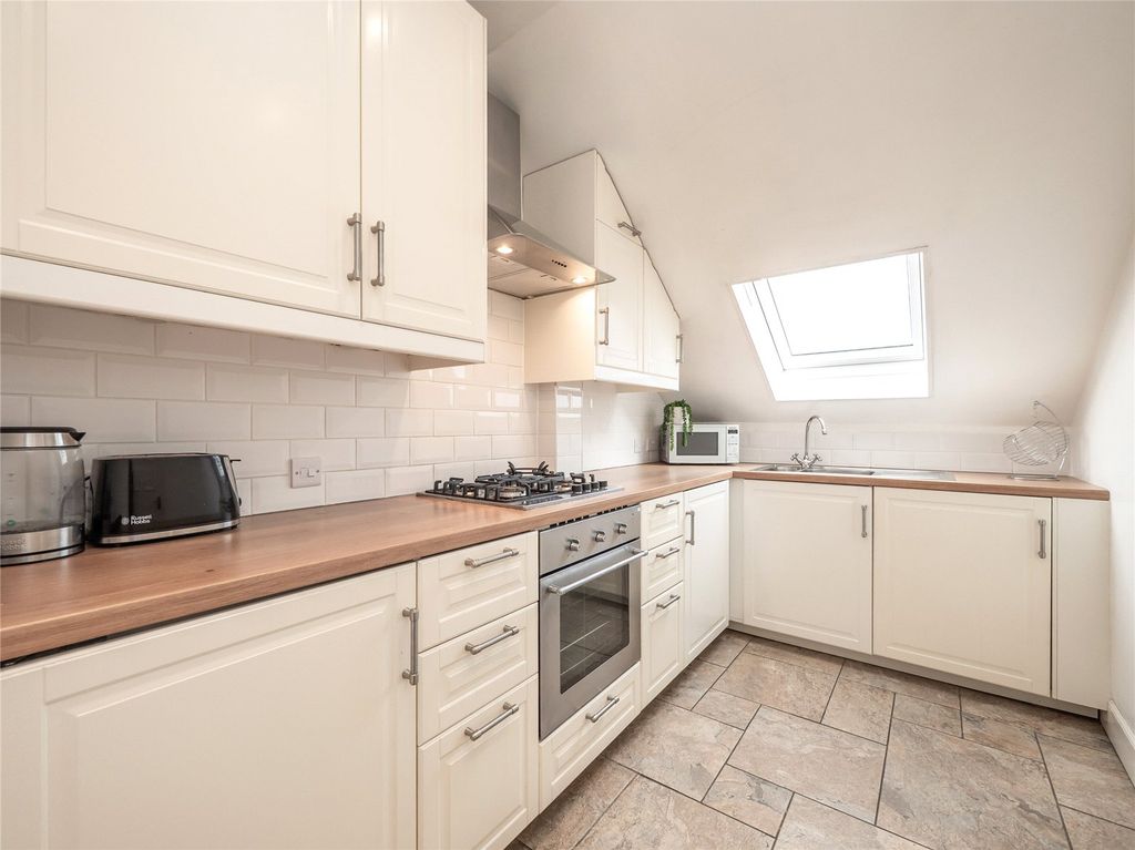 Additional image 4 of 2 bed flat for saleElder Street, New Town, Edinburgh EH1