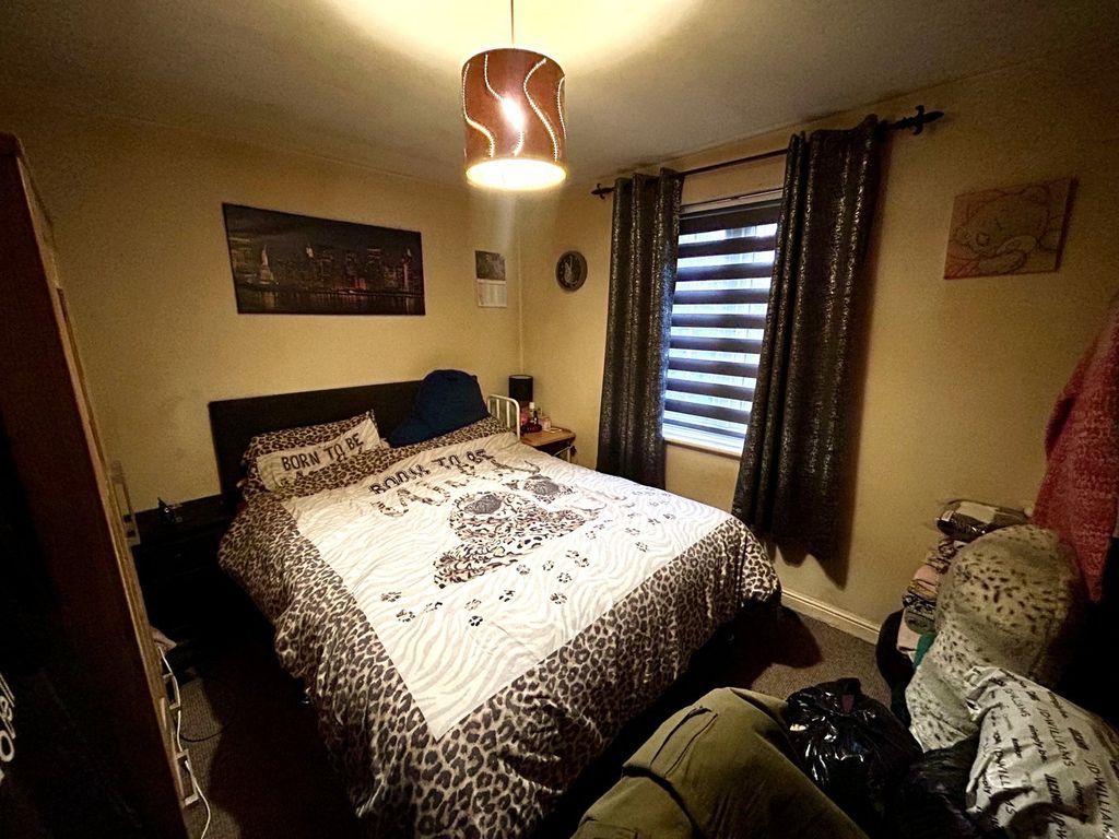 Additional image 4 of 2 bed flat for saleLangwood Court, Haslingden, Rossendale BB4