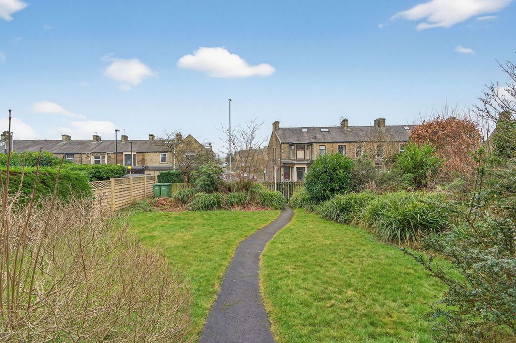 Additional image 36 of 4 bed semi-detached house for saleGisburn Road, Barnoldswick BB18