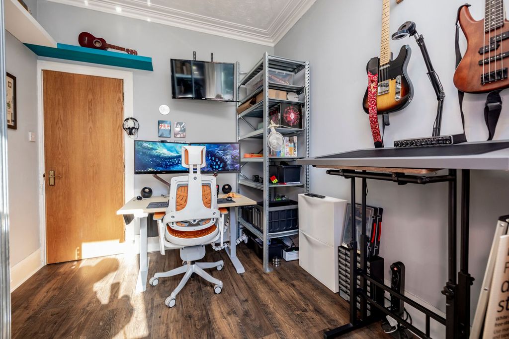Additional image 16 of 3 bed flat for saleClifton Road, Aberdeen AB24