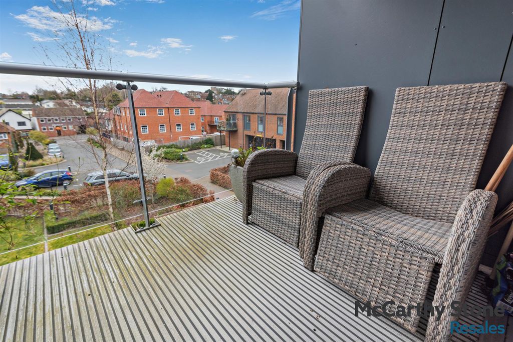 Additional image 22 of 1 bed flat for saleWayfarer Place, The Dean, Alresford SO24