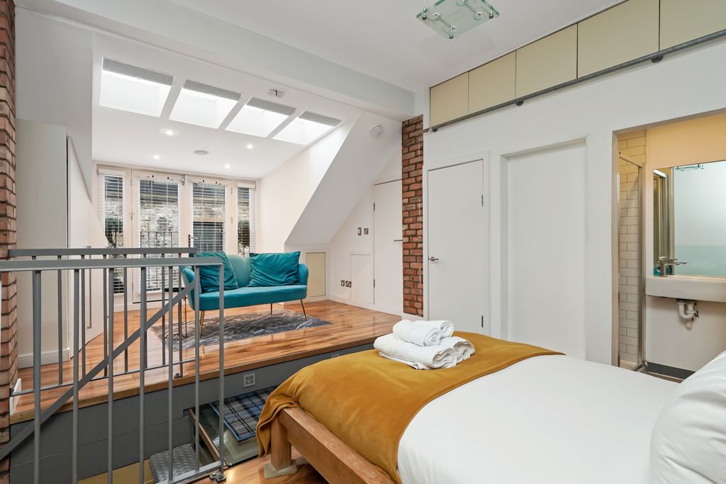 Additional image 10 of 1 bed flat for sale21 King's Stables Lane, Grassmarket, Edinburgh EH1