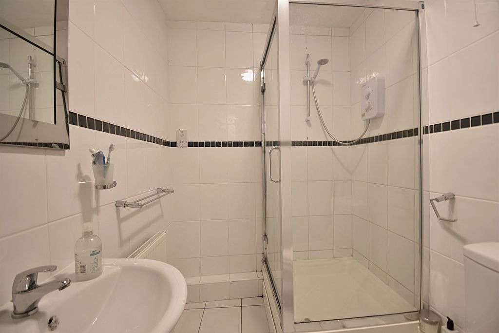 Additional image 9 of 2 bed flat for saleTyler Street, Alderley Edge SK9