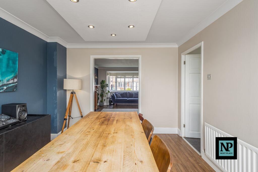 Additional image 12 of Avill, Hockley, B77