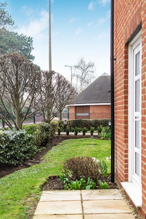 Additional image 15 of 2 bed flat for saleWootton Road, Abingdon OX14