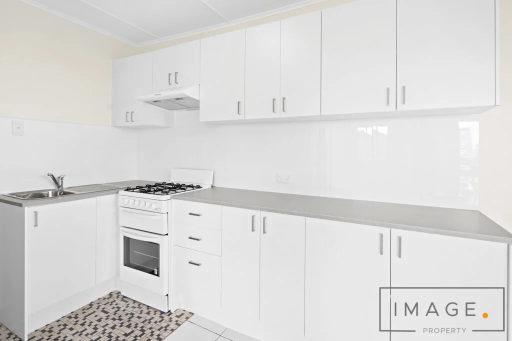 Additional image 4 of 2/230 Cavendish Rd, Coorparoo QLD 4151