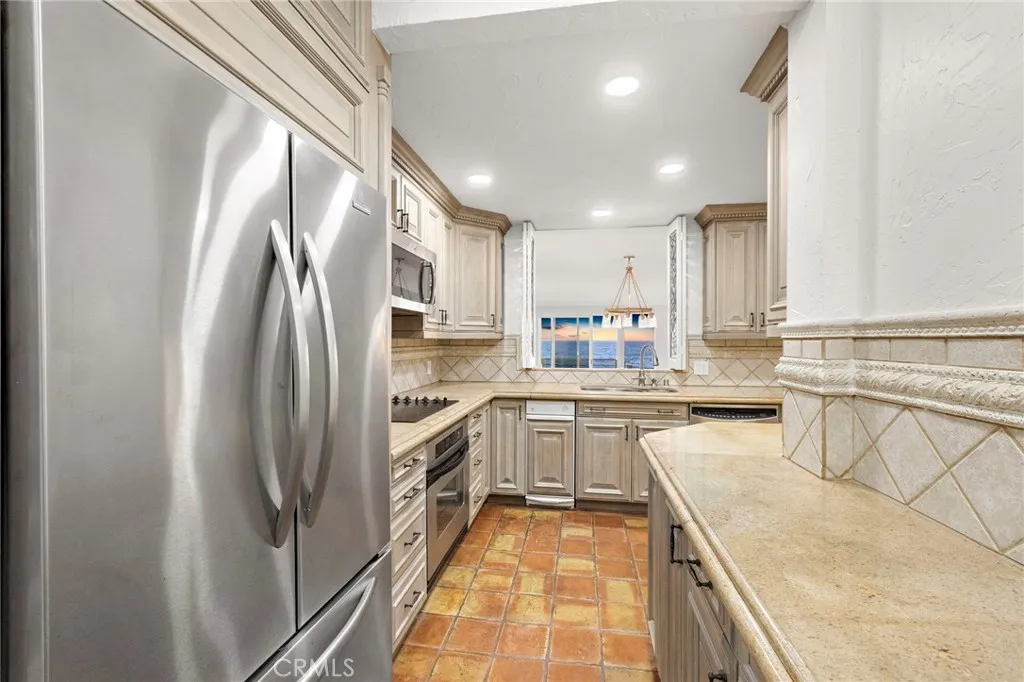 Additional image 29 of 647 Sleepy Hollow Ln, Laguna Beach, CA 92651