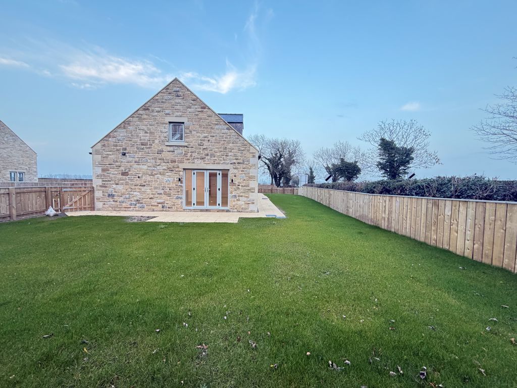 4 bed detached bungalow for saleDunstanburgh Cottage, South Charlton NE66 photo 3