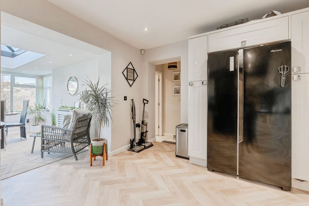 Additional image 11 of 5 bed bungalow for saleGlenborough Avenue, Bacup, Lancashire OL13