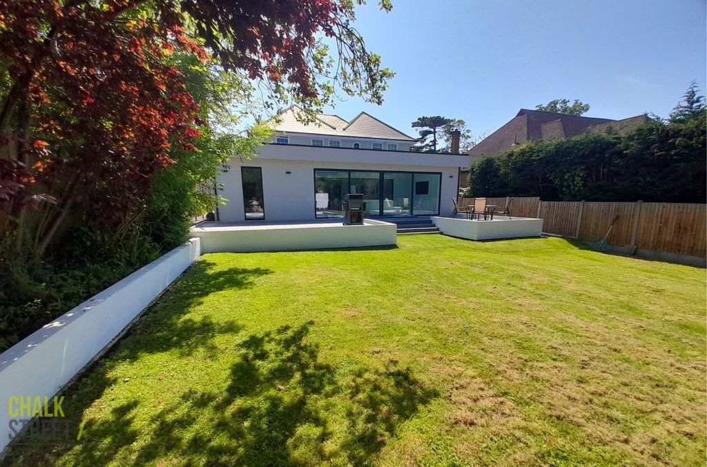 Additional image 34 of 5 bed detached house for saleWoodlands Avenue, Emerson Park RM11