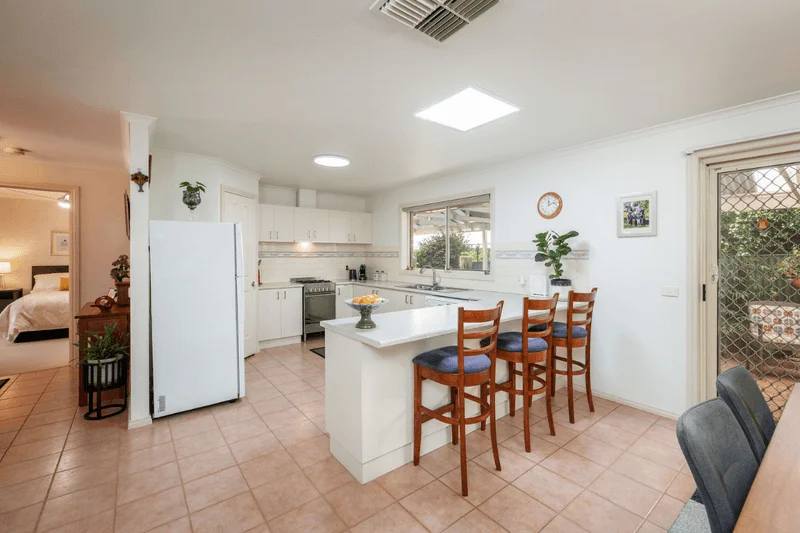 Additional image 7 of 61 Michelle Avenue, Lavington NSW 2641