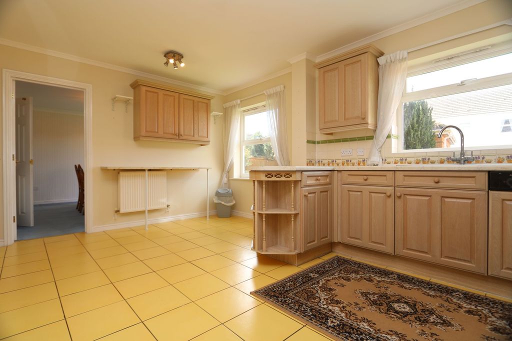 Additional image 15 of 4 bed property for saleMarine Drive, Barry CF62