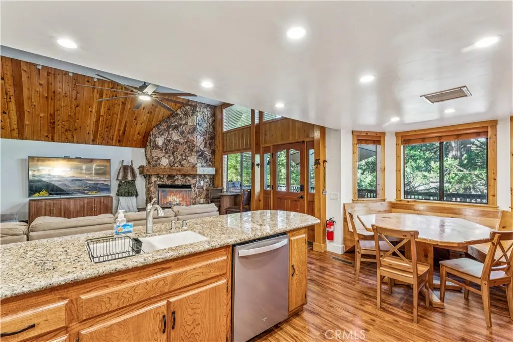 Additional image 12 of 499 Golf Course Way, Lake Arrowhead, CA 92352