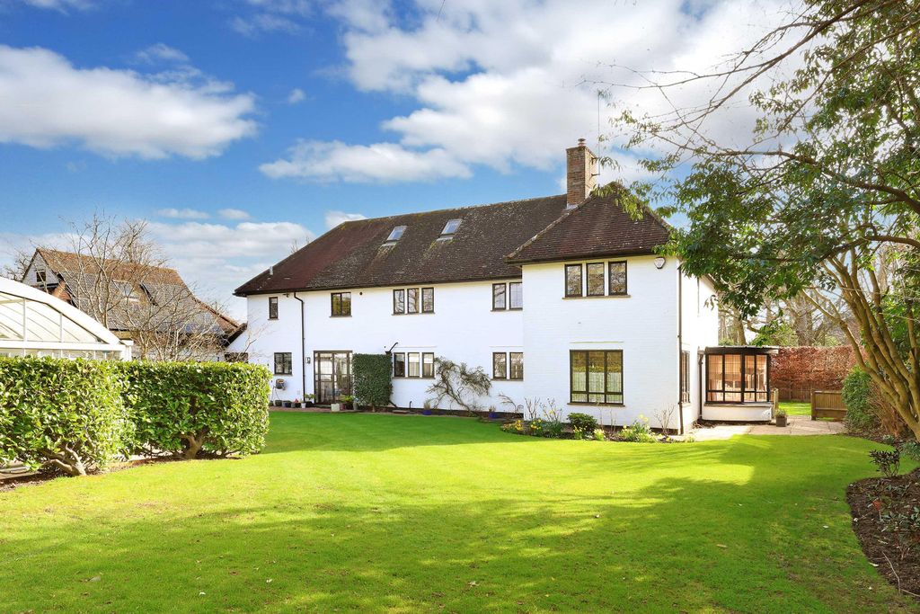 Additional image 26 of 5 bed detached house for saleShootersway Lane, Berkhamsted, Hertfordshire HP4