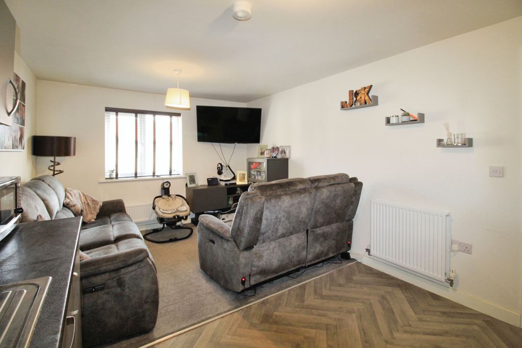 Additional image 6 of 2 bed flat for saleClyde Street, Hull HU3