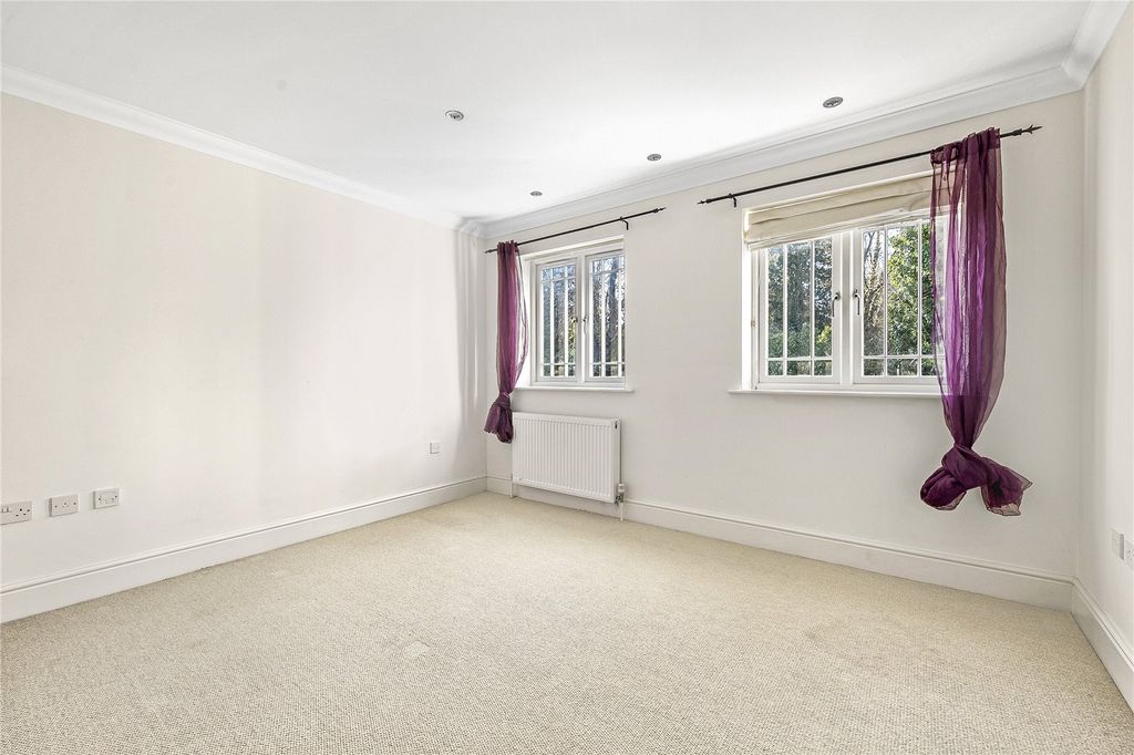 Additional image 17 of 5 bed detached house for saleQuinta Drive, Barnet EN5