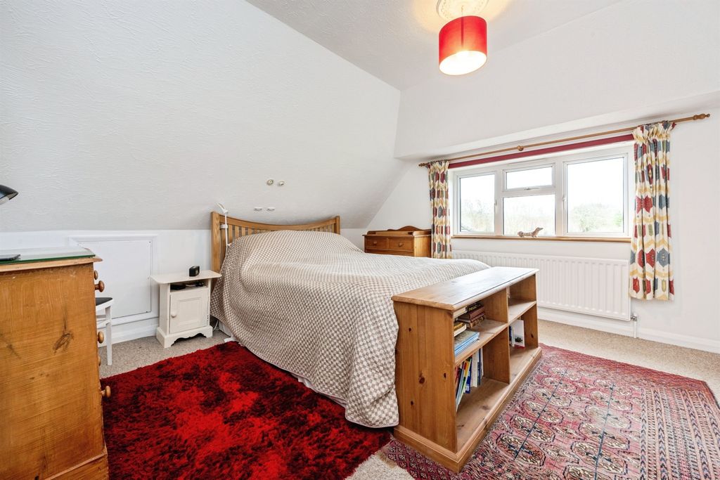Additional image 25 of 4 bed detached house for saleBrook End, Weston Turville, Aylesbury HP22
