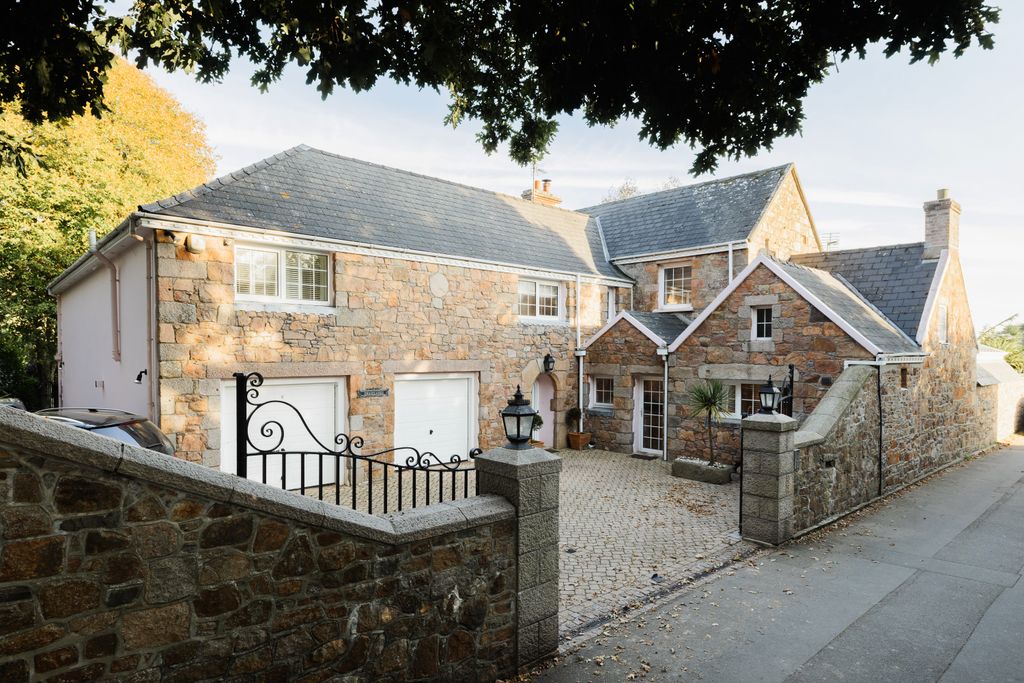 Additional image 6 of 5 bed detached house for saleRue De La Croiserie, Trinity, Jersey JE3
