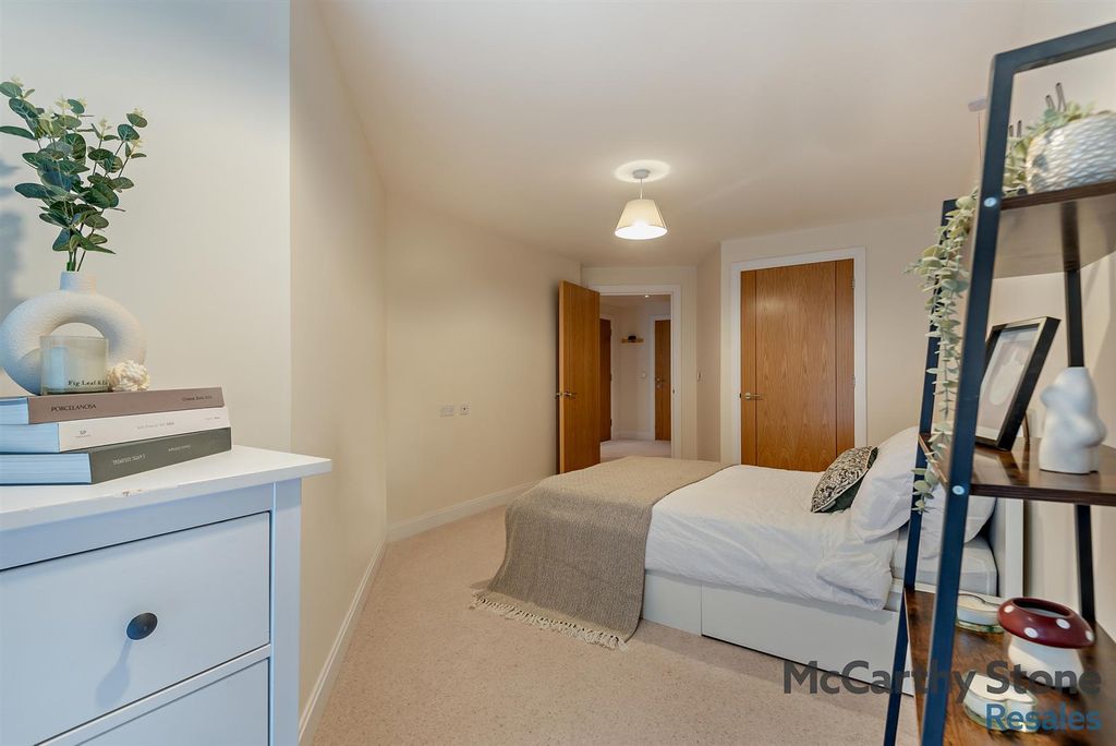 Additional image 11 of 1 bed flat for saleWayfarer Place, The Dean, Alresford SO24