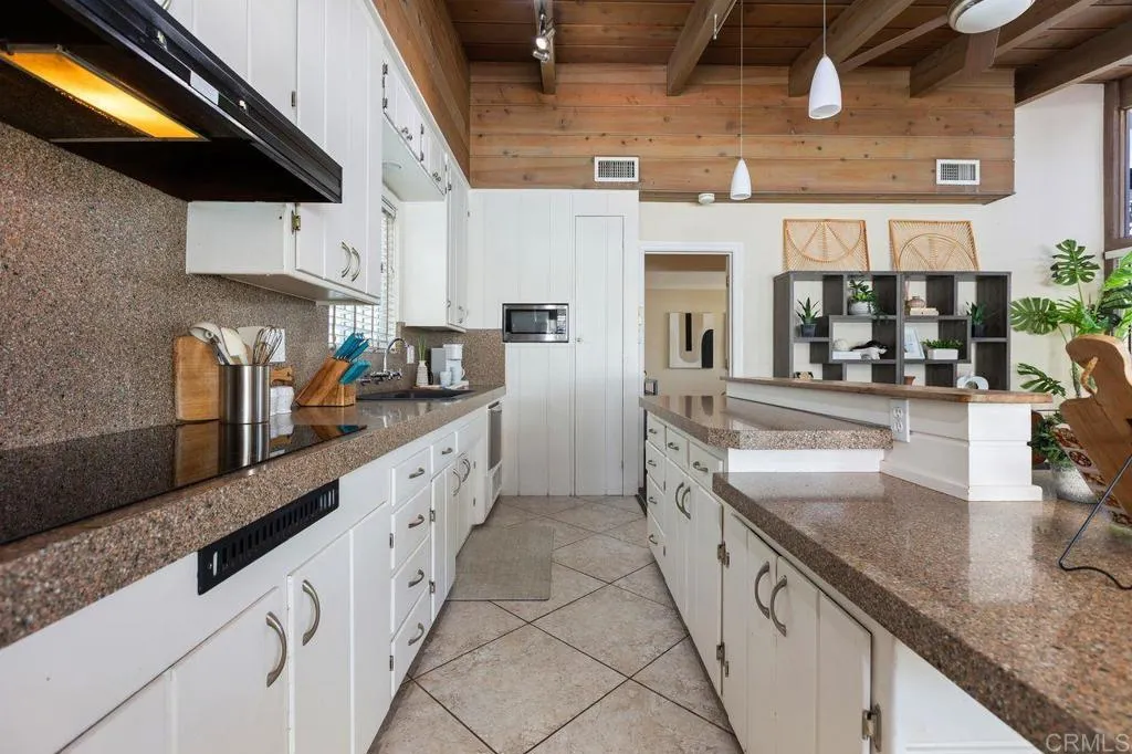 Additional image 12 of 367 Beech Ave, Carlsbad, CA 92008
