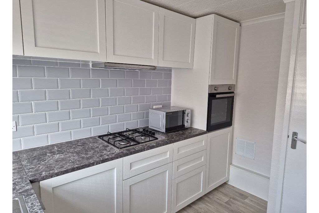 Additional image 4 of 2 bed flat for saleHaddon Way, Long Eaton NG10