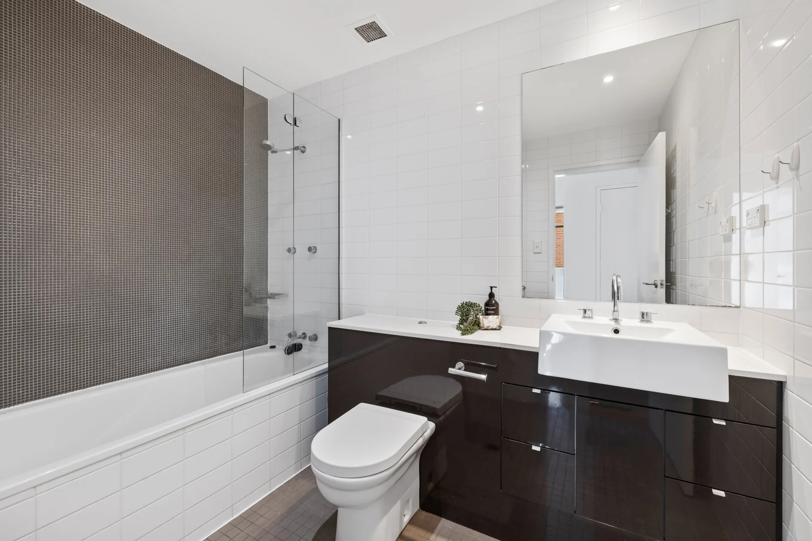 Additional image 9 of 611/1 Bruce Bennett Place, Maroubra NSW 2035