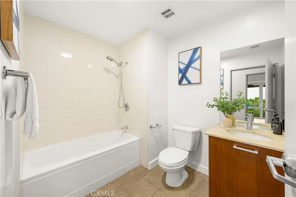 Additional image 32 of 645 W 9th St Unit 303, Los Angeles, CA 90015