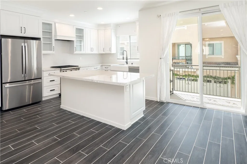 Additional image 2 of 609 Shadowbrook, Lake Forest, CA 92610