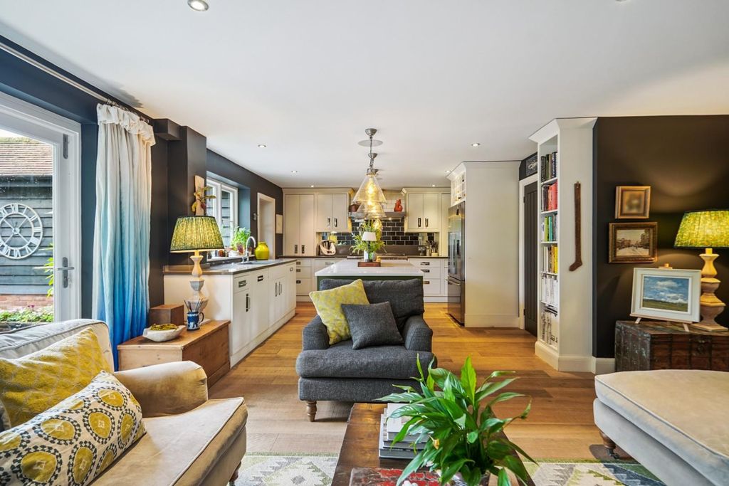 Additional image 12 of 4 bed detached house for saleWhielden Street, Old Amersham, Buckinghamshire HP7