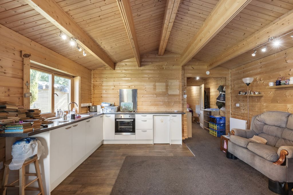 Additional image 10 of 5 bed detached house for saleAbbots Langley, Hertfordshire WD5