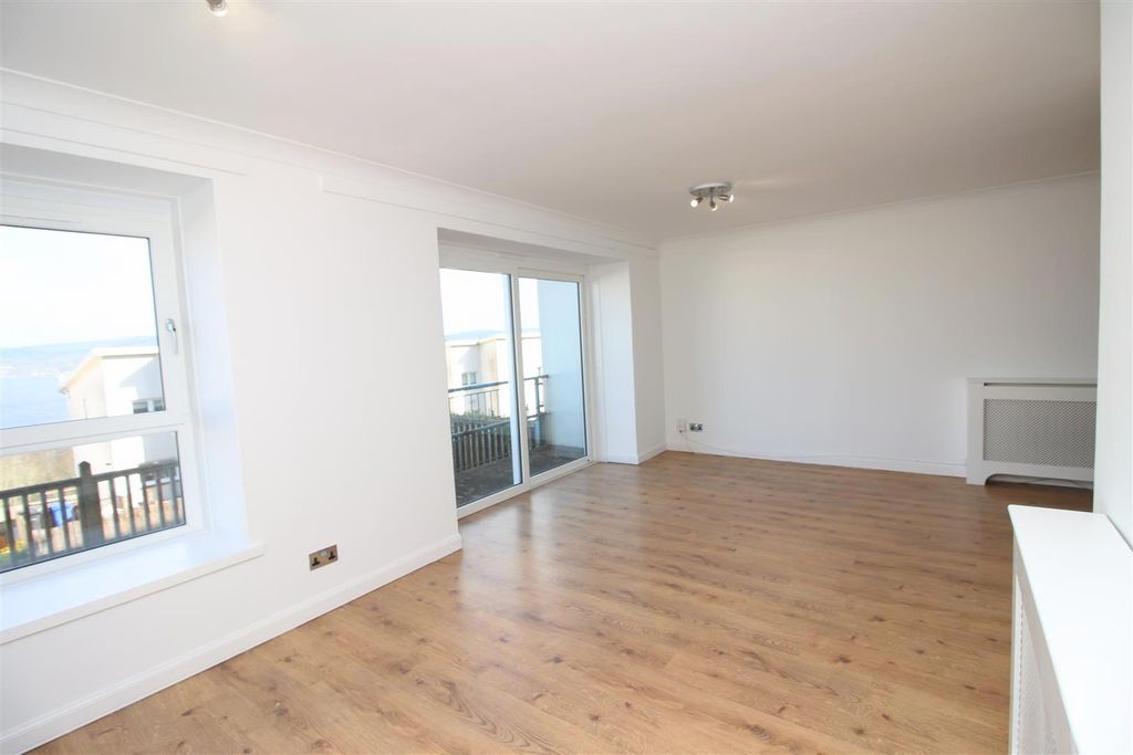 Additional image 3 of 2 bed flat for saleClydeview Apartments, High Carnegie Road, Port Glasgow PA14