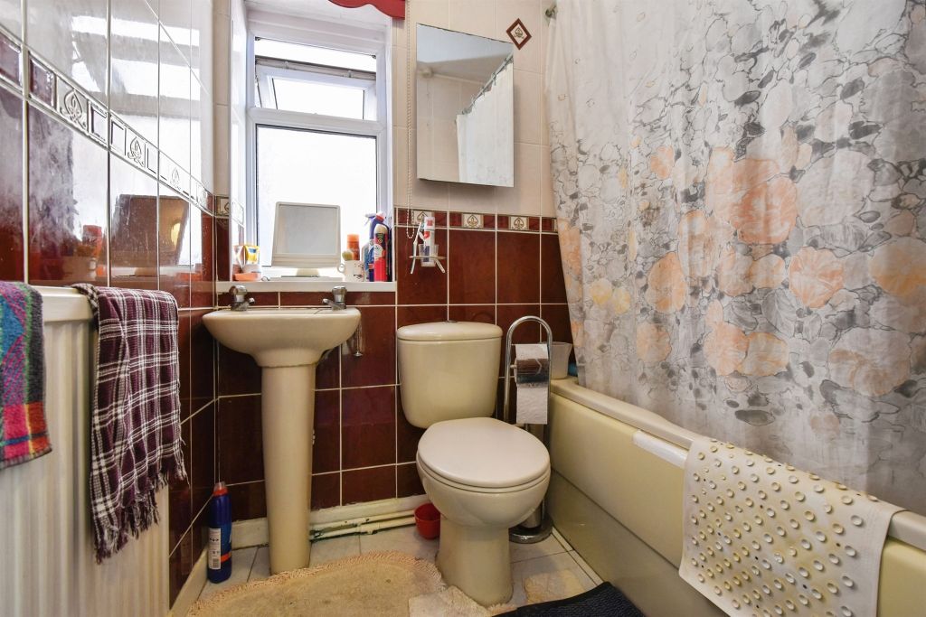 Additional image 29 of 5 bed detached house for saleCenarth Drive, Aberdare CF44