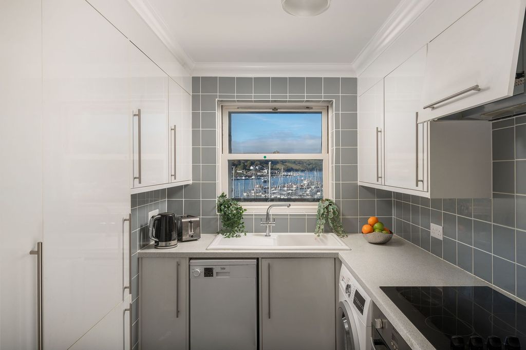 Additional image 5 of 3 bed flat for sale2 Marina View, Kingswear, Devon TQ6