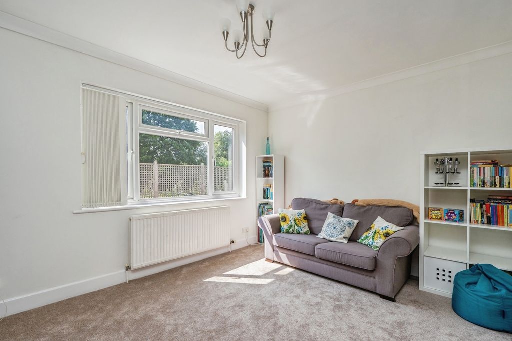 Additional image 10 of 4 bed bungalow for saleMain Road, Emsworth, West Sussex PO10