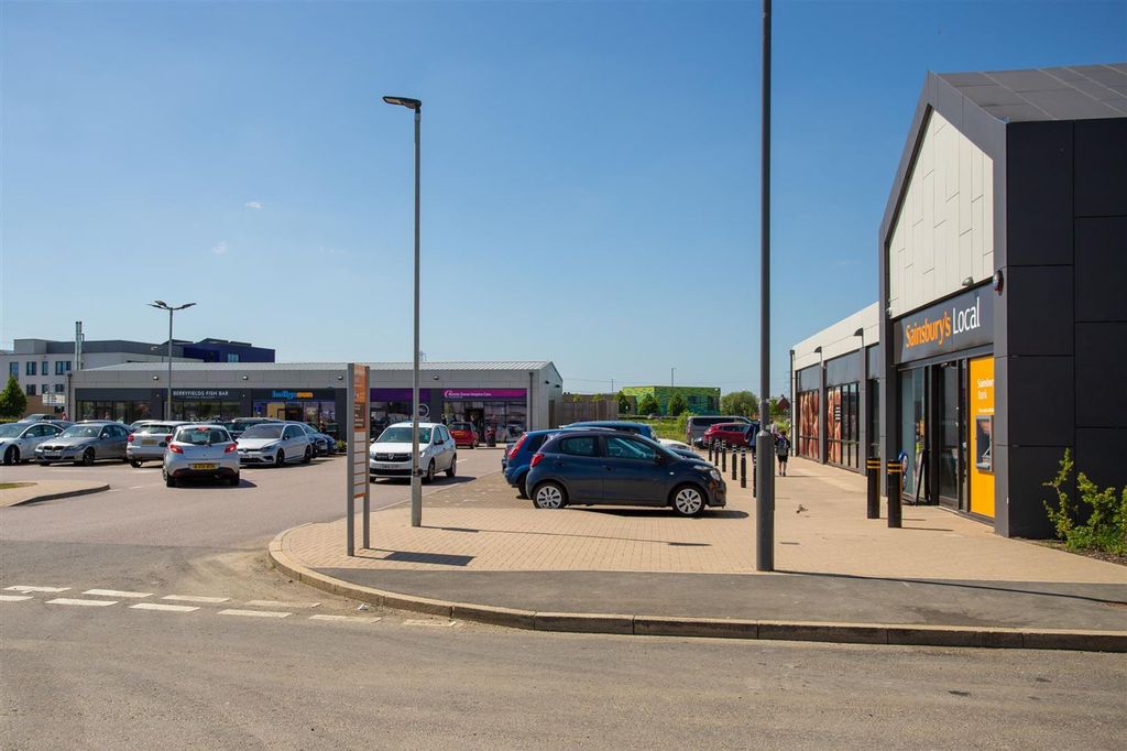 Additional image 12 of 2 bed flat for salePondecroft, Aylesbury HP18