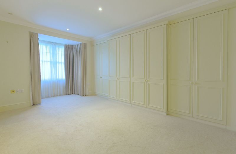 Additional image 11 of 3 bed flat for saleAlderwood Mews, Barnet EN4