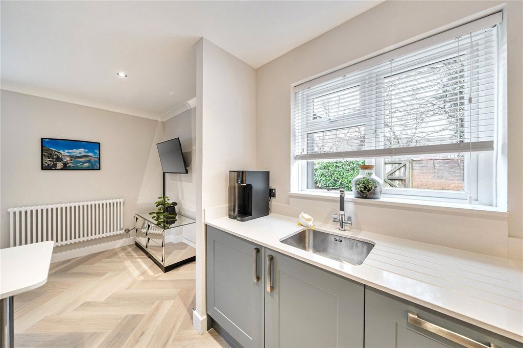 Additional image 3 of 1 bed detached house for saleHawkswell Walk, Woking, Surrey GU21
