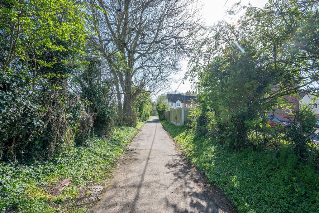 Additional image 27 of 1 bed terraced house for saleWillow Close, Alcester B49