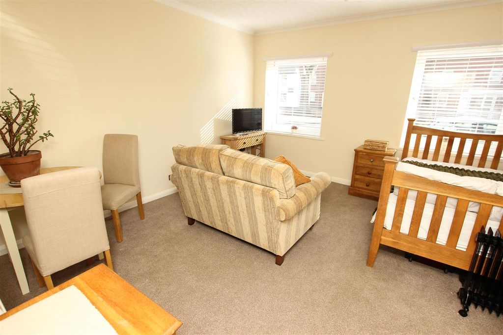Additional image 5 of 1 bed flat for saleBennetthorpe, Doncaster DN2